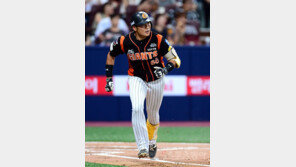 [콤팩트뉴스] 롯데의 고육지책, 김상호 데뷔 첫 좌익수 선발출장