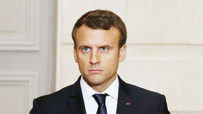 “김정마크롱 일당독재 우려”… 의석 싹쓸이에 역풍