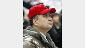 정광용 회장 구속기소…박사모 “비폭력 무저항 집회 외치던 분” “죄 없으니 석방하라” 반발