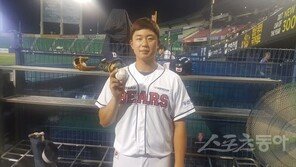 [런다운] ‘꽈당’ 김민혁 데뷔 첫 안타 “평생 못 잊을 것”