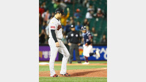 [취재파일] 연전연패 롯데, 누구를 위해 존재하는가