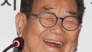 ‘91세’ 송해, 실검 1위에 네티즌 화들짝 “아침부터 식겁” “실검 좀 안 뜨게 해라”