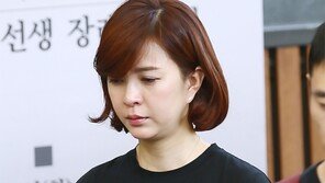 [동아포토]신은정 ‘故윤소정 영결식 참석’