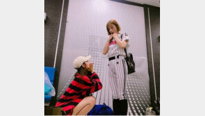 정은지, 윤보미 역대급 시구에…“역시 ♥”