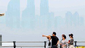 해무에 잠긴 해운대