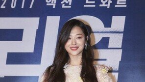 설리, 김수현과 ‘리얼’ 무대인사 확정…깜짝 이벤트도?