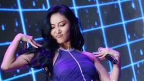 [화보]마마무 화사, 빛나는 걸크러시 사진 5장