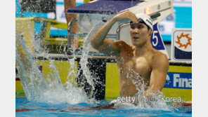박태환, 2관왕 ‘몸풀기’…로마수영대회 자유형 400m·200m 석권