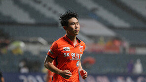 ‘전북행 불발’ 윤빛가람 제주 유니폼 다시 입나