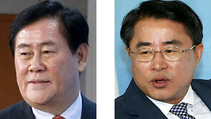 김대중 前대통령 고향 하의도 명예주민 되는 두 최경환 의원