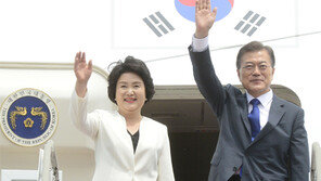 30일 한미정상회담… 문재인 대통령 3박5일 일정 출국