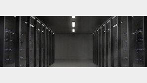 32 코어 ‘AMD 에픽’ 등장에 기업용 프로세서 시장 ‘후끈’