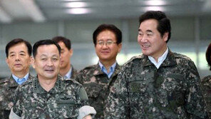 합참 방문한 이낙연 총리… 軍 대비태세 점검