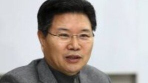 홍문종 “한미 정상회담 FTA문제, 靑 어떻게 이리 속수무책”