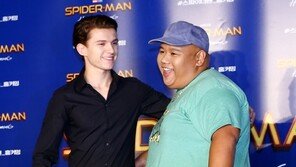 [동아포토]톰 홀랜드-제이콥 배덜런 ‘유쾌한 케미’