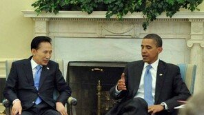 MB “머리카락이 하얗게 셌다”…오바마 “염색 해야하나”