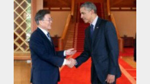 방한 오바마 “여론 있다면 못 할 일이 없어…文대통령 국민 기대 충족시킬 것”