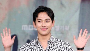 [동아포토]임시완 ＂군대 잘 다녀올게요＂