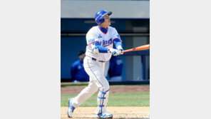 ‘포항 사나이’ 이승엽, 홈런포로 팬들에게 화끈한 선물