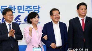 ‘협치 팔짱’만 끼고 끝난 추미애-홍준표 상견례