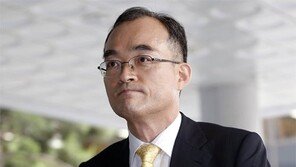 이명박 정부때 대통령 사돈기업에 칼겨눠… ‘검찰 수사의 정석’