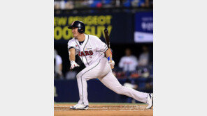 두산 주장 김재호 “결국 우리는 야구를 해야 할 운명”