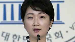 이언주 의원 급식 조리사 비하 일파만파…“막말도 정도가 있다” 여론 ‘부글부글’