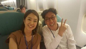 “G20 정상회의, 뒷모습”…청와대, 김영철-고민정 투샷 공개