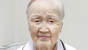 의료봉사 38년… 소외계층 몸-마음 보듬는 91세 여의사 한원주