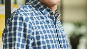 송강호 “현대사 비극 딛고 선 평범한 사람들 얘기, 부담감 컸죠”