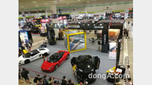 ‘2017 서울오토살롱’ 개막… 120개 업체 참가 ‘역대급 규모'