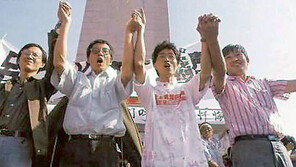 류샤오보 “중국, 자유 표현할 수 있는 땅이 되길”… 中민주화운동 불씨 되나 