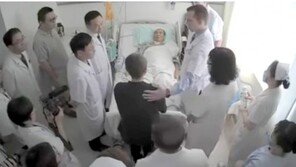 류샤오보 사망, “비행기서 죽어도 자유로운 나라 가고싶다”던 소망 못이루고…