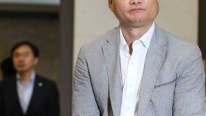 [동아포토]이수성 감독 ＂진실 밝히러 왔습니다 ＂