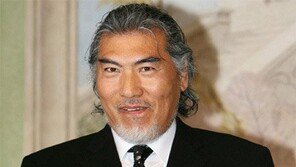 ‘트로트 황제’ 나훈아가 돌아왔다