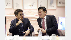 ‘통신과 엔터 거인’ 손잡다…SKT-SM엔터 파트너십