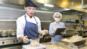 식재료 이동경로-온도까지 기록… “햄버거병 어림없어요”