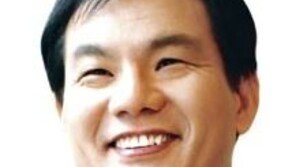 ‘국민의당 제보조작 사건’ 김성호 “공명선거추진단이 검증…安 무관”