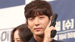 [동아포토]이준기, 총을 든 사나이