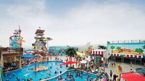 [Enjoy Life]도심 워터파크에서 ‘8월의 크리스마스’ 