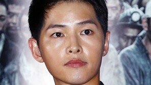 [동아포토]송중기 ‘송혜교가 반한 잘생김’
