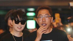 [동아포토]이승환-김제동 ＂류승완 감독 응원하러 왔어요＂