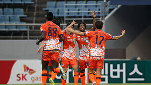 다 쏟아부은 2연승 제주, 떠나라 꿀맛 외박