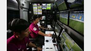 VAR 시행 1개월…판정불만 목소리 어느새 잠잠