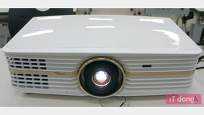 [리뷰] 4K+HDR 품은 차세대 프로젝터, 옵토마 SUHD75