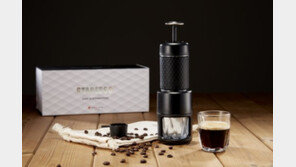 '스타레소2' 전기 없이 강력한 에스프레소 추출기, 디자인도 예술