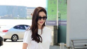 “이게 무슨 논란이냐”…‘김사랑 무단횡단’ 주장에 누리꾼 반응