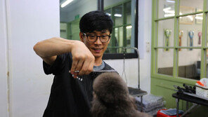 [오늘의 채널A] 가위 하나로 연매출 4억…실화냐?