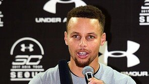 “NBA 커리가 왔어” 3000명 열광