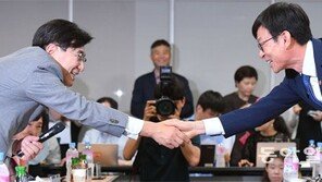 김상조 공정위장 “수익구조, 유통마진 아닌 로열티 중심 바꿔야”